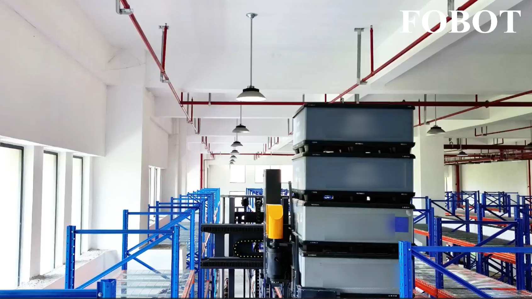 No Room for Warehouse Expansion? Leading Rubber‑Plastics Manufacturer Shrinks Aisles from 3.2 m to 1.7 m for a 20% Surge in Storage Locations
